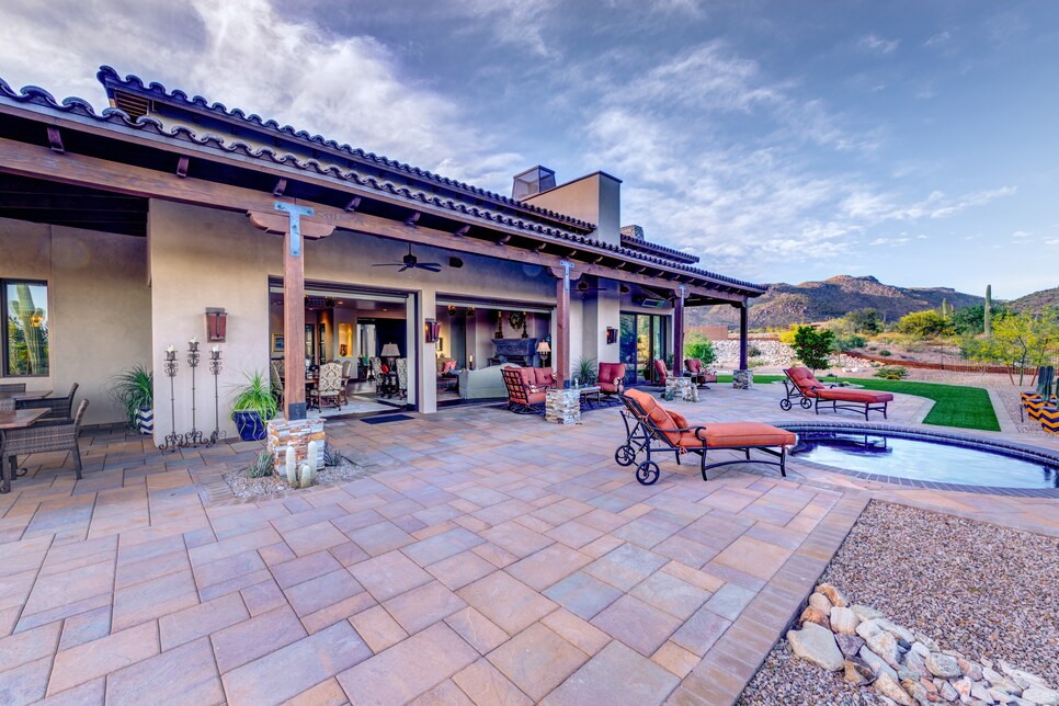 Dove_Mountain_House2.jpg