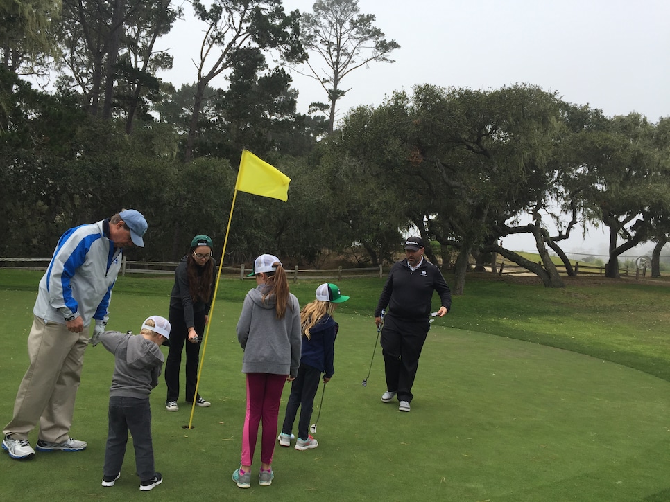 pebblebeach-par3-green2.jpeg