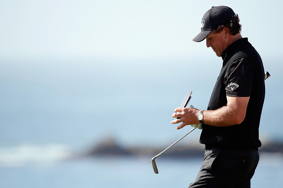 phil-mickelson-pebble-beach-2016-yardage-book.jpg