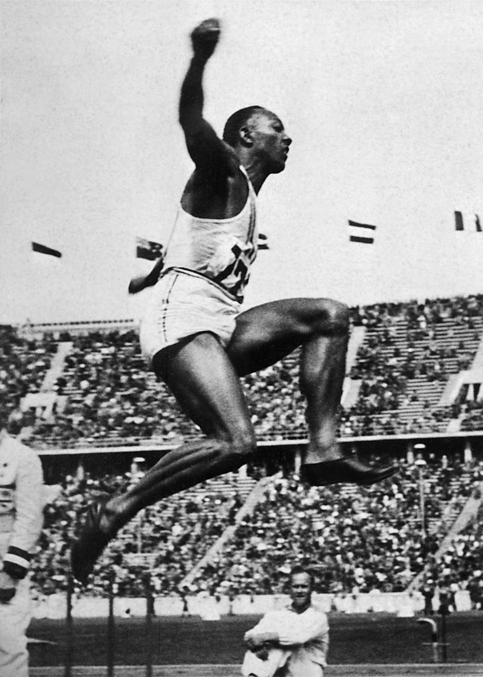Jesse-Owens-Olympics.jpg