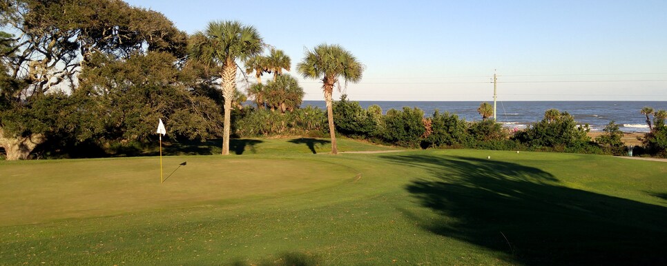 Jekyll-Island-5-green-6-tee.jpg