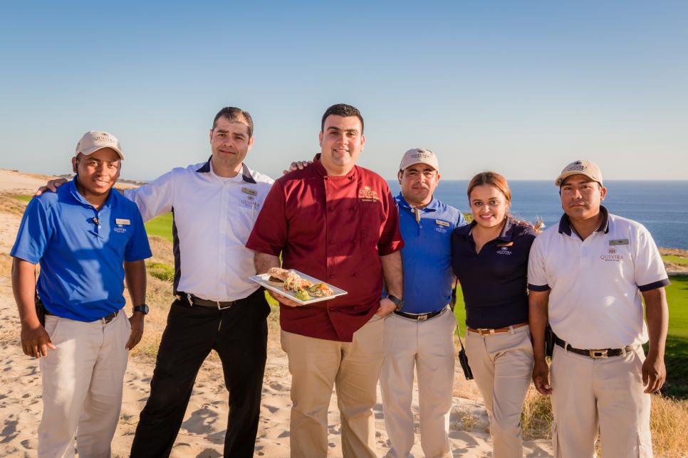 Mexico-Quivira-Golf-Club-staff.jpg