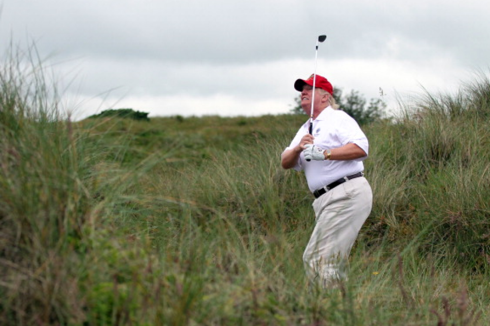 Donald-Trump-golf.png
