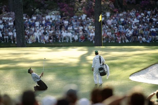 here’s-who-collin-morikawa-joined-to-become-the-ninth-player-in-pga-tour-history-to lose-a-six-shot-final-round-lead