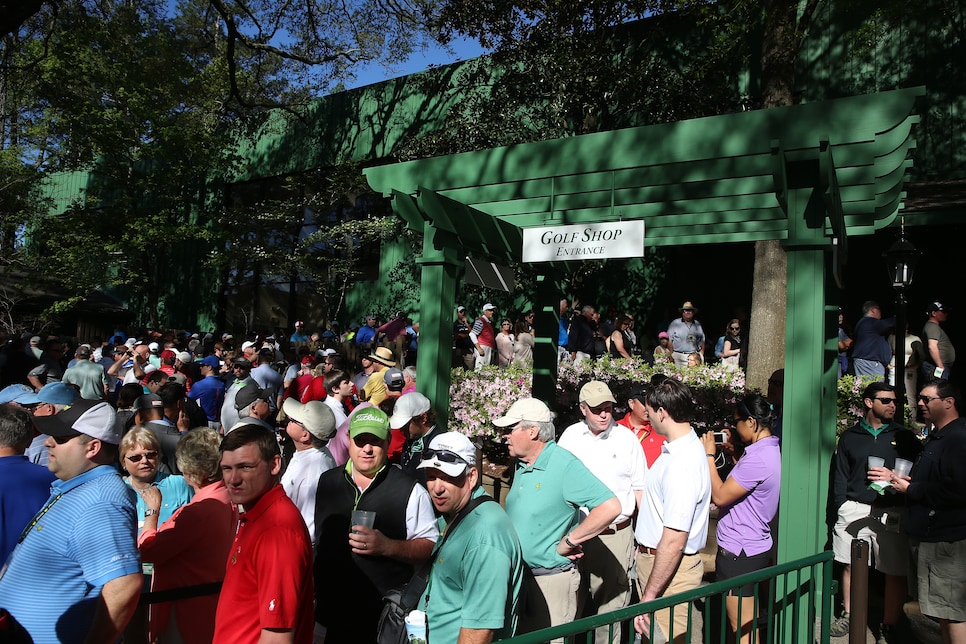 Augusta-National-patrons.jpg