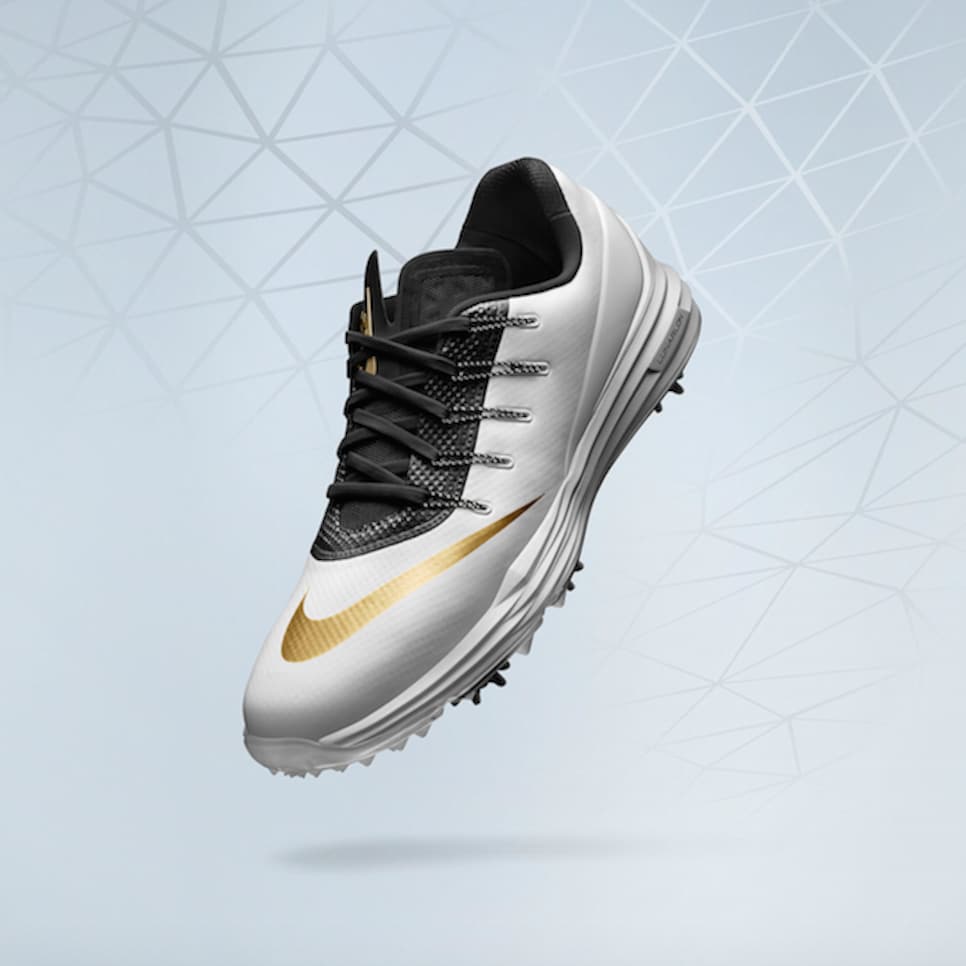 kobe golf shoes