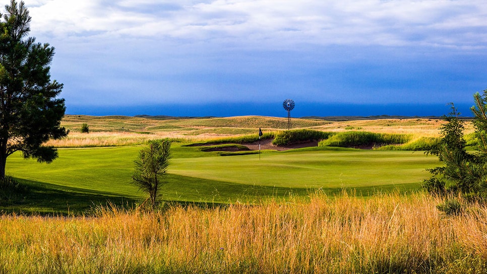 editors-choice-resorts-Rockies-The-Prairie-Club-Nebraska.jpg