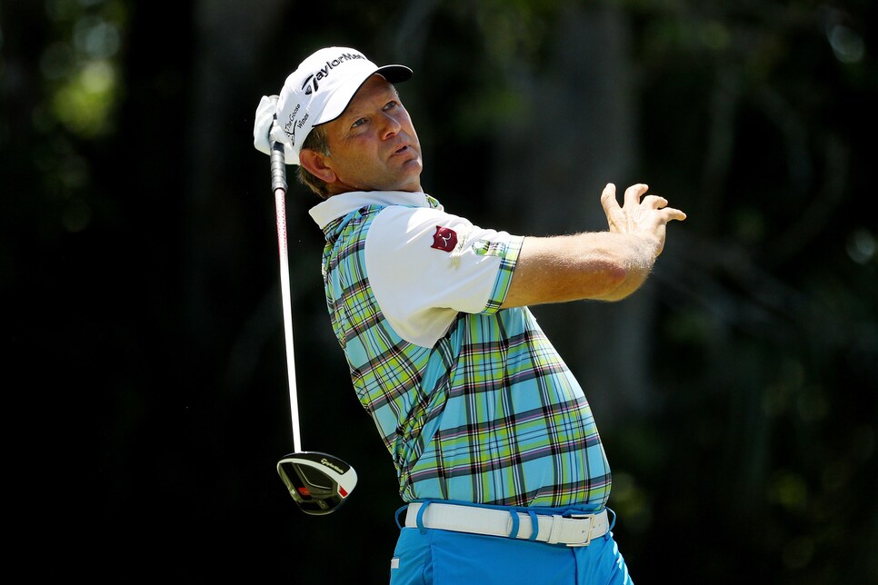 08-Retief-Goosen-05-18-style.jpg