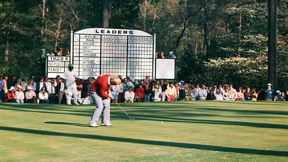 Jack-Nicklaus-putting-1972-Masters.jpg