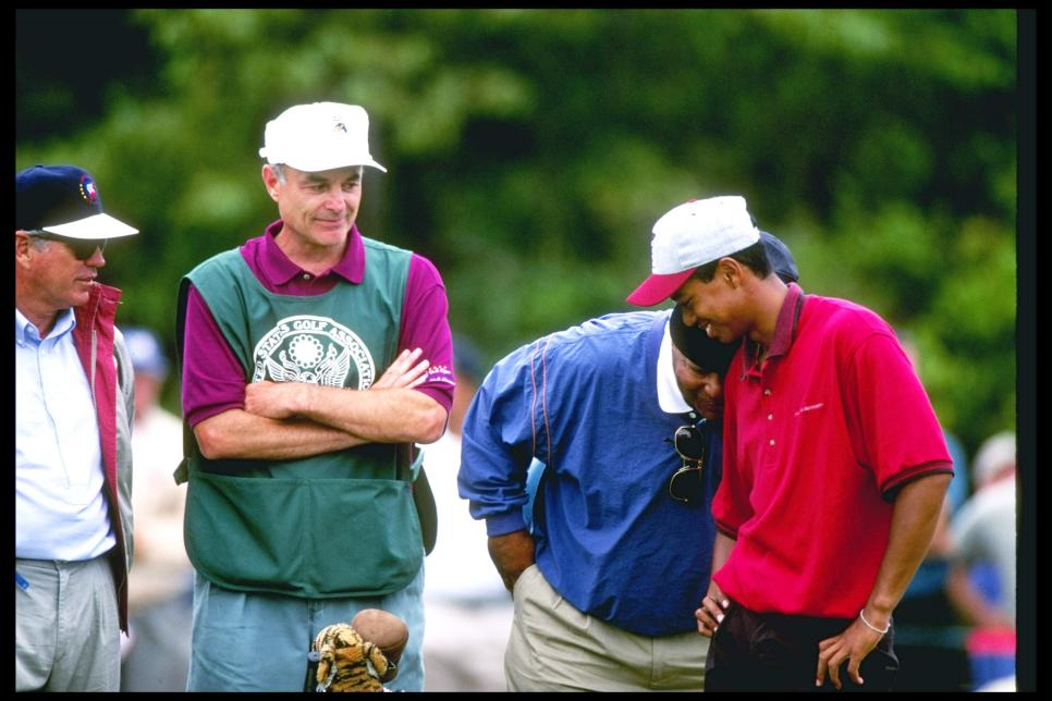 Tiger-Woods-Jay-Brunza.jpg