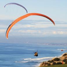 paragliders-over-Torrey-Pines-Courtesy-San-Diego-org.jpg