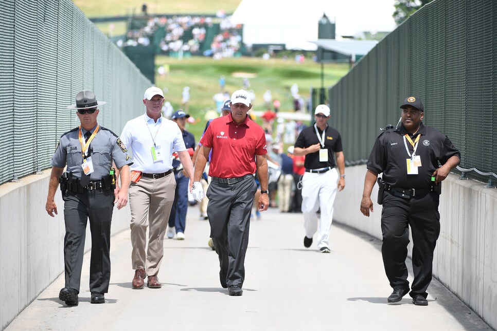 US-Open-Phil-Mickelson-2016.jpg