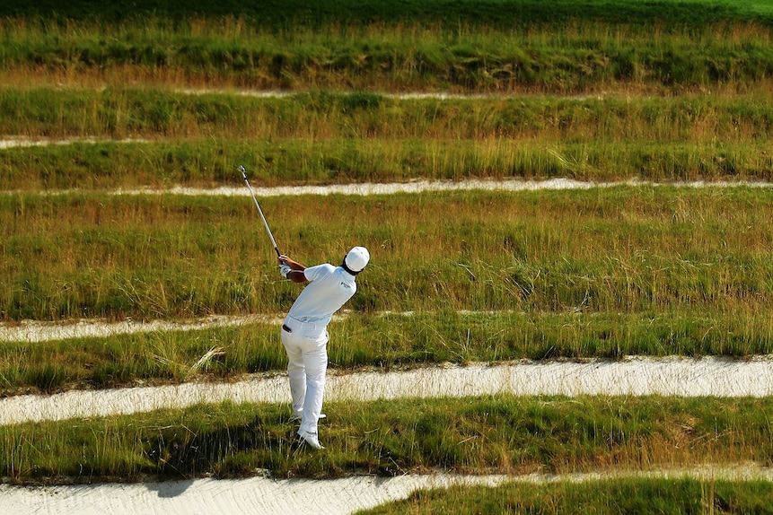 Bogey: Andrew Landry