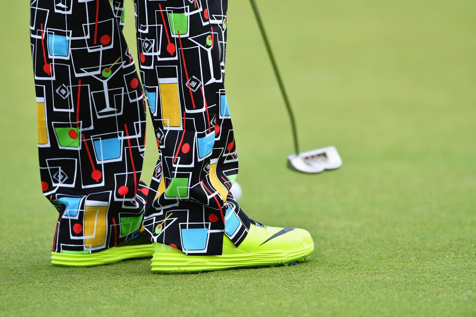 John Daly is wearing SpongeBob SquarePants pants at the British Open, This  is the Loop