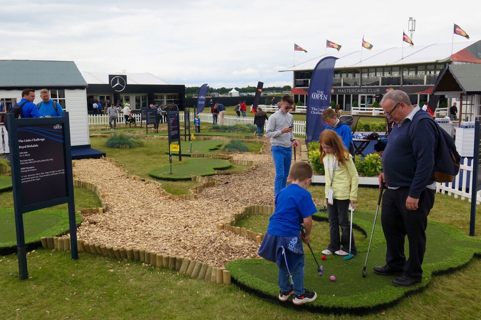 spectator-village-mini-putting-green.jpg