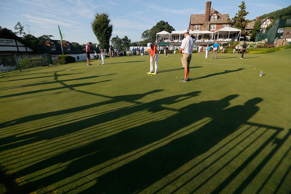 10-PGA-Championship-day-1-Baltusrol-practice-green.jpg