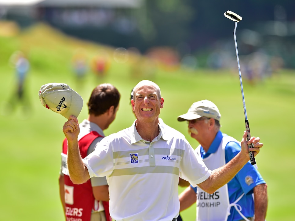 Jim Furyk celebrates 58.jpg