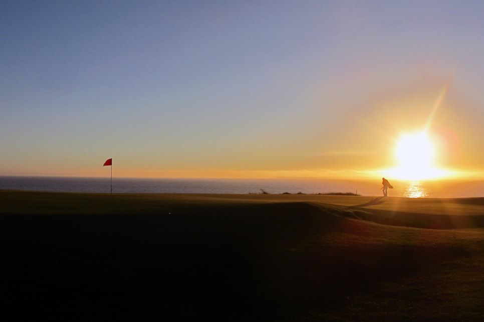 char_16th_green_sunset.jpg
