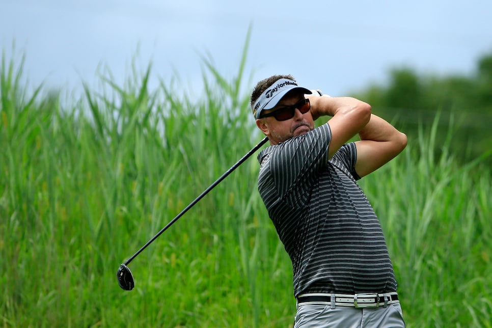 Robert Allenby John Deere.jpg