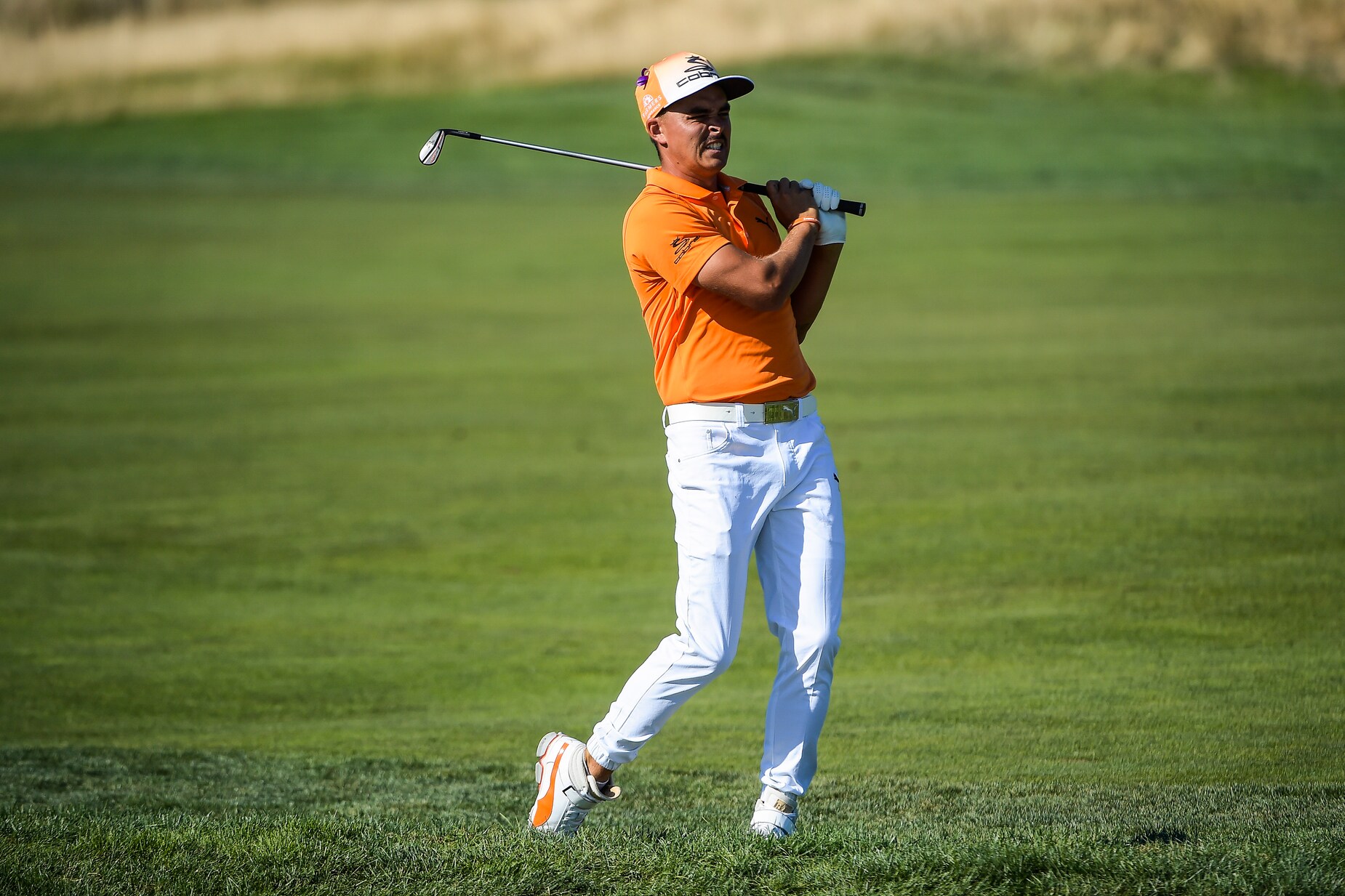 rickie fowler pink pants