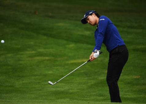 Evian: In Gee Chun leads by two