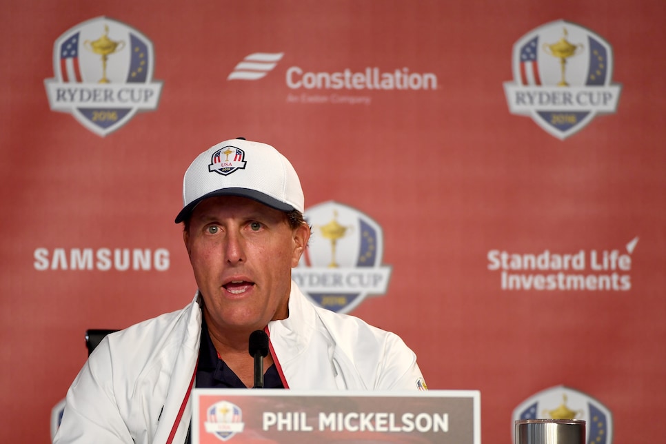 160928-phil-mickelson.jpg