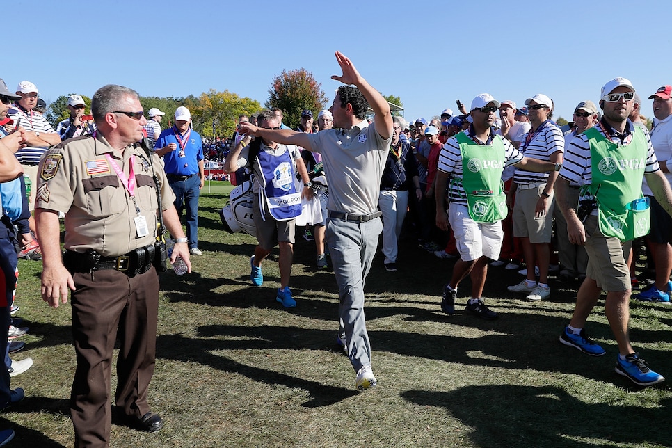 rory-mcilroy-ryder-cup-spectators-saturday-2016.jpg