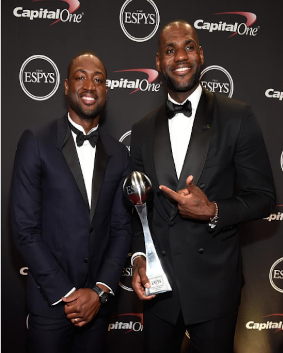 161007-lebron-james-dwyane-wade.png