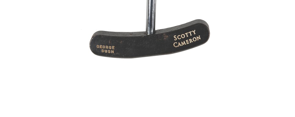 George-HW-Bush-Titleist-Scotty-Cameron-BigSur-long-putter-lg.jpg