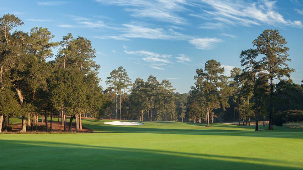 Best-New-Private-Course-Bluejack-National-GC-Hole-5-Montgomery-TX.jpg