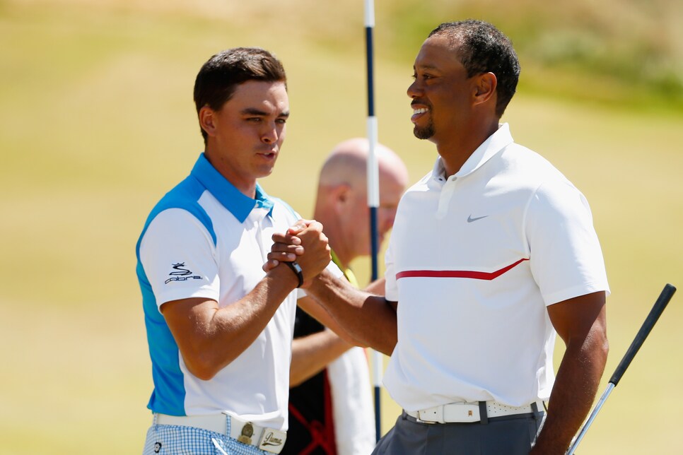 161202-tiger-woods-rickie-fowler.jpg