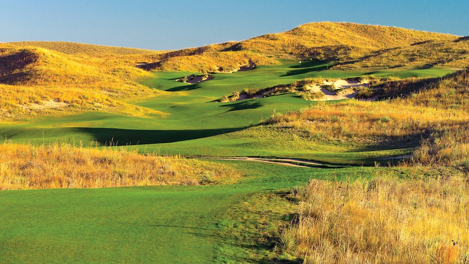 2017-50-ballyneal-golf-club-hole-8.jpg