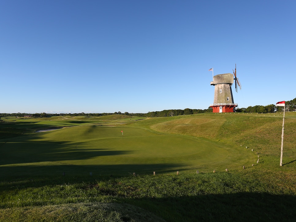 2017-08-national-golf-links-of-america-hole-16.jpg