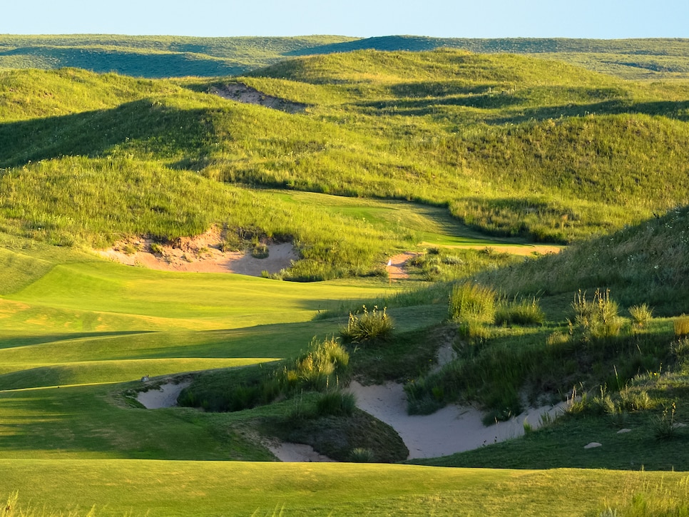 2017-50-Ballyneal-Golf-and-Hunt-Club-Hole-10.jpg