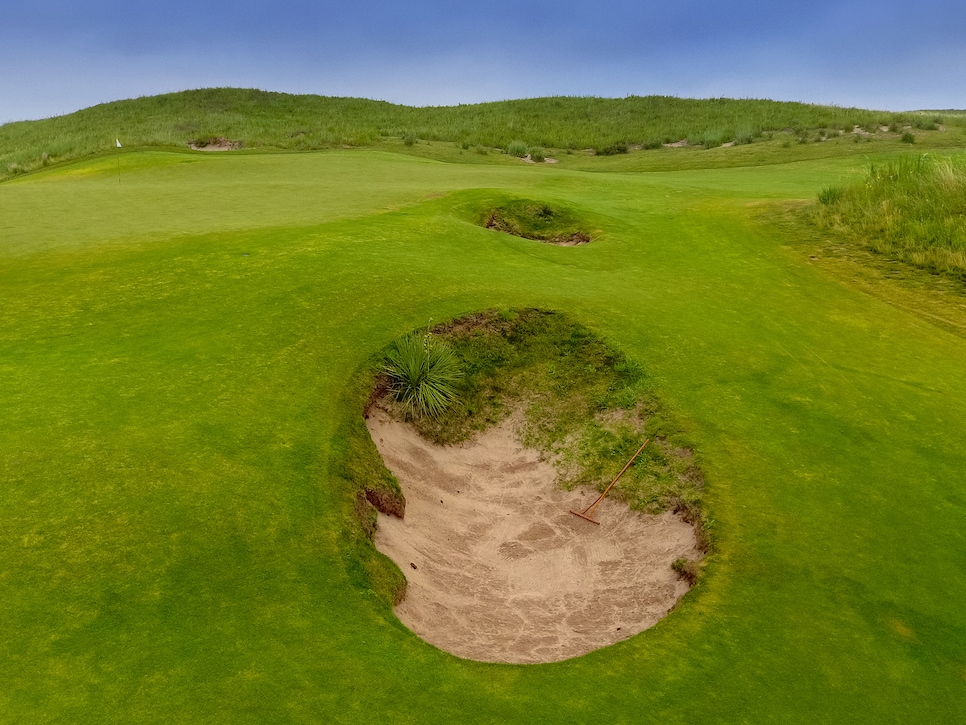 2017-50-Ballyneal-Golf-and-Hunt-Club-Hole-11.jpg