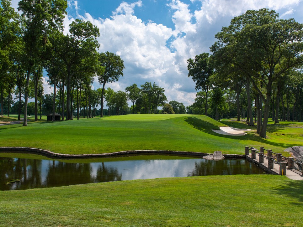 2017-62-Winged-Foot-GC-East-course-hole-15.jpg