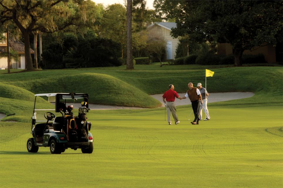 Bay-Hill-Club-and-Lodge-Orlando-Golfers-On-Hole-18.jpg