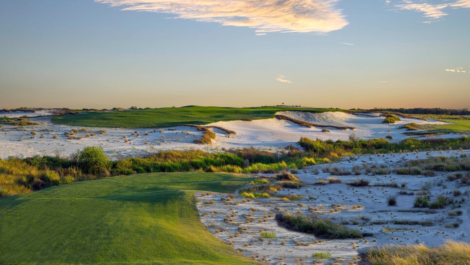 travel-Streamsong-Black-course-par-3-5th-hole.jpg