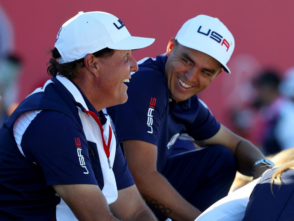 rickie-fowler-phil-mickelson-ryder-cup-2016