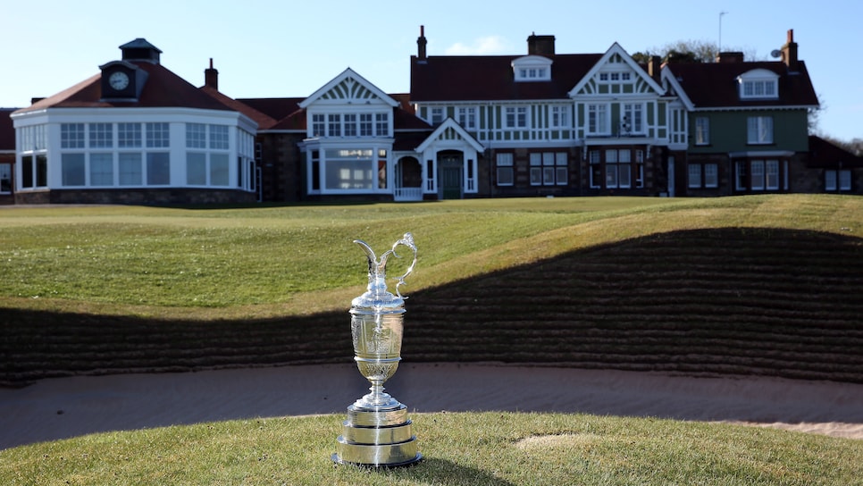 muirfield-clubhouse-claret-jug.jpg