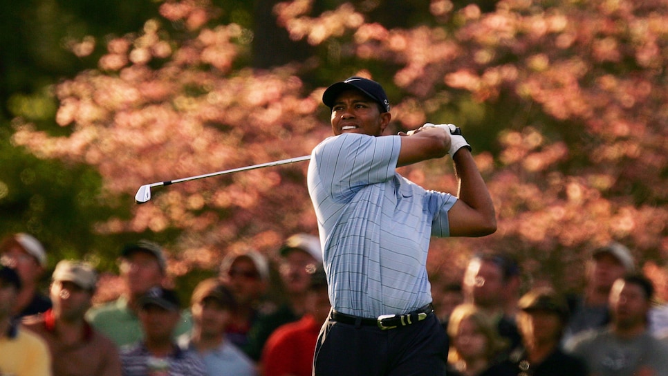 tiger-woods-masters-2005-moving-day.jpg