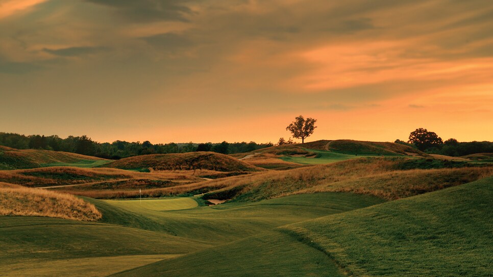 Erin-Hills-Golf-Course-hole-12.jpg