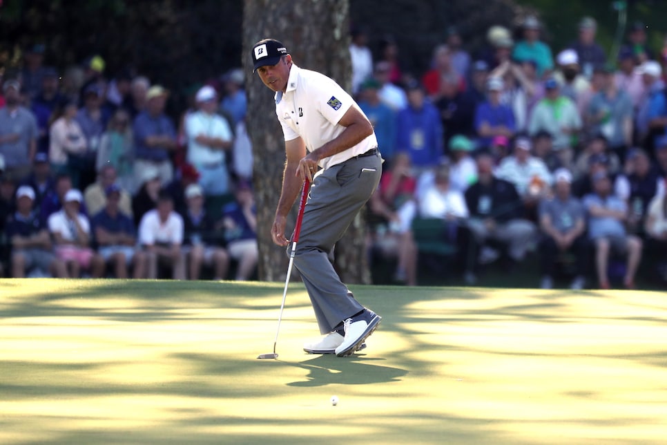 matt-kuchar-masters-2017-saturday-putting.jpg