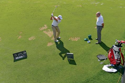 For golf instructors, a technology debate rages on