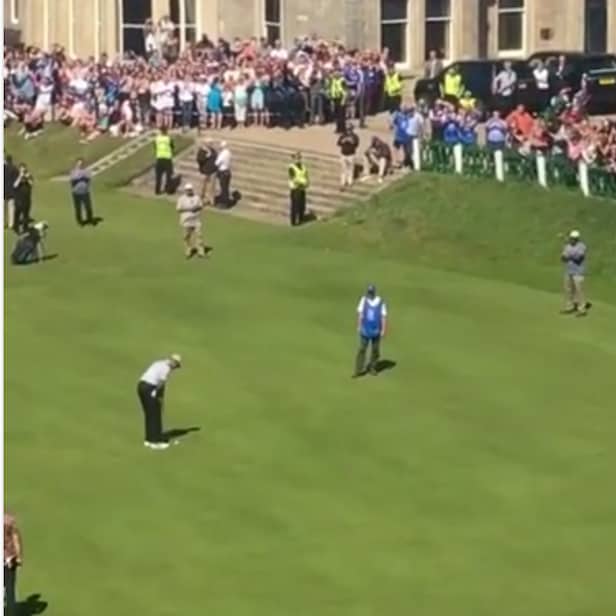 Watch Barack Obama threeputt on the 18th hole at St. Andrews, still