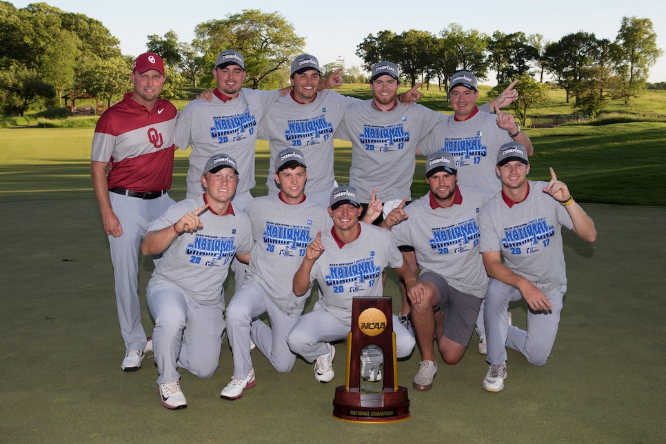 oklahoma-team-ncaa-2017-trophy-shot.jpg