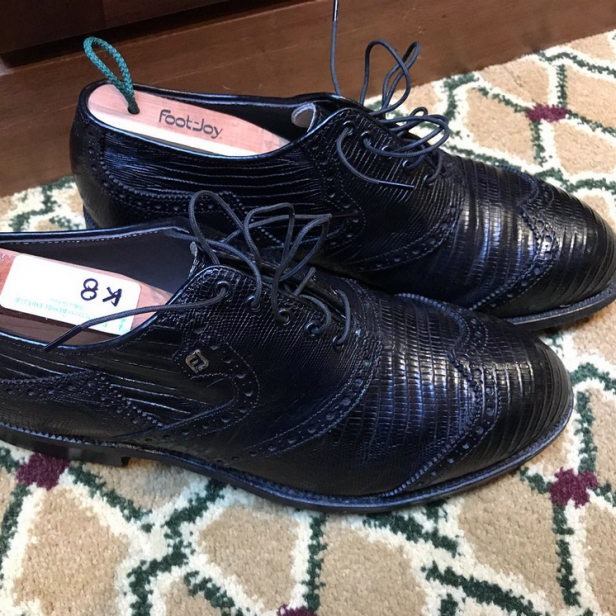PGA Tour pro buys golf shoes on eBay | This is the Loop | Golf Digest