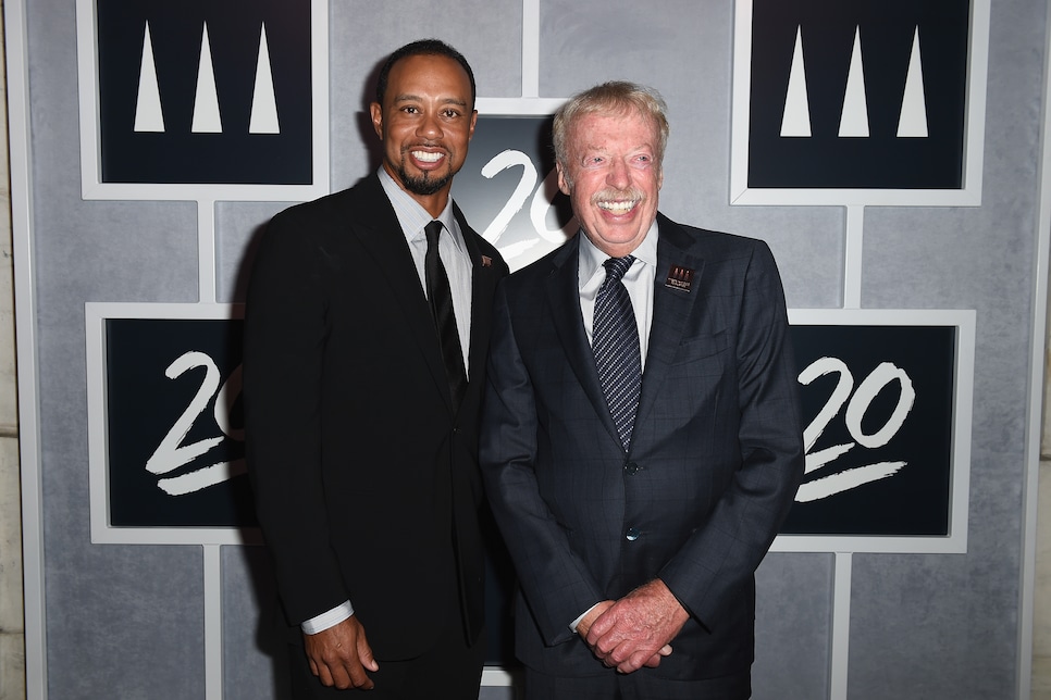 phil knight of nike