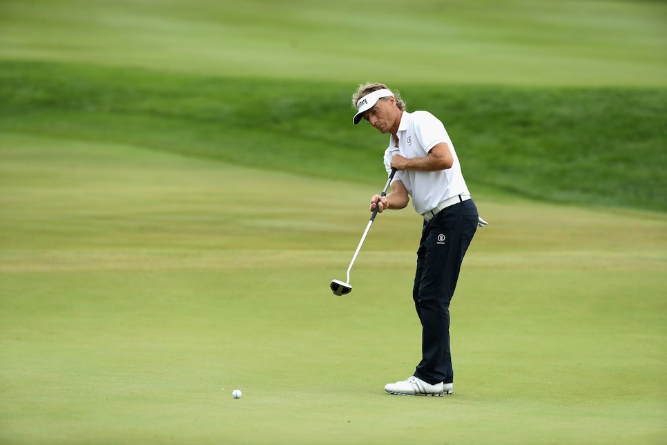 bernhard-langer-senior-pga-2017-putting.jpg