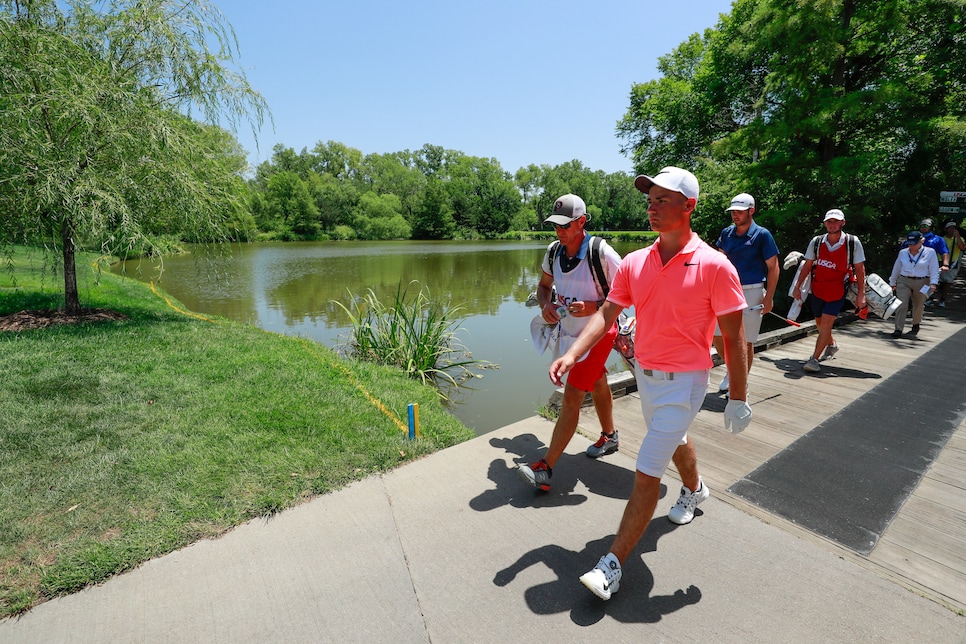 noah-goodwin-us-junior-2017-final-walking.jpg